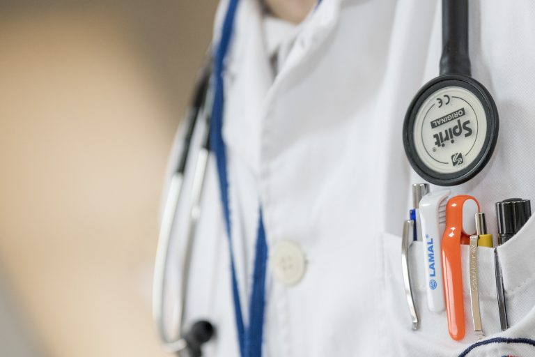 close-up-doctor-health-42273-768x512